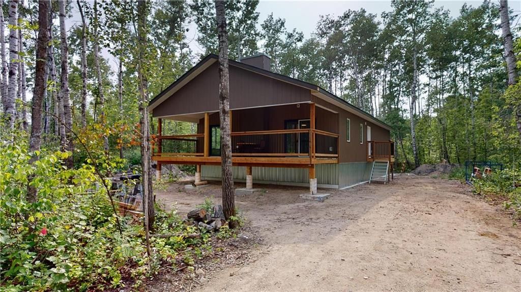 New property listed in Traverse Bay
